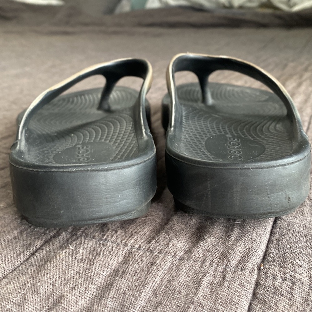 OOFOS Original Recovery Sandal. Unisex size 42 - Picture 4 of 7